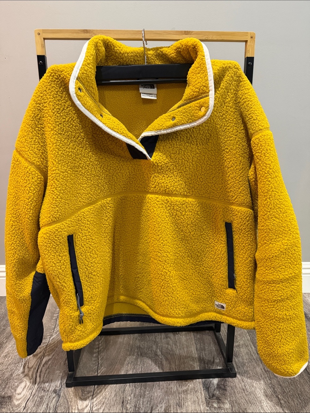 The North Face Women’s Cragmont Fleece Quarter-Snap Pullover